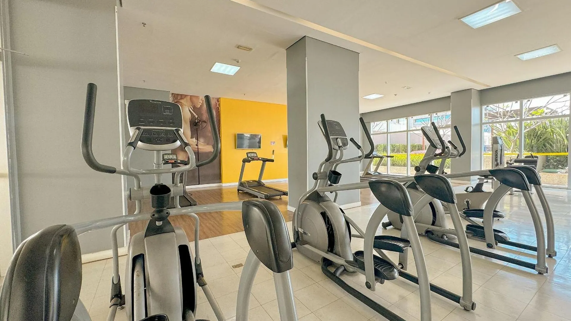 Suite Moderna Com Acesso Ao Shopping Brasilia 0*,  Brazil