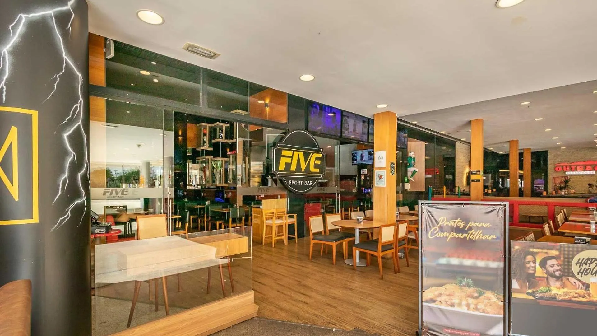 Suite Moderna Com Acesso Ao Shopping Brasilia Apartment