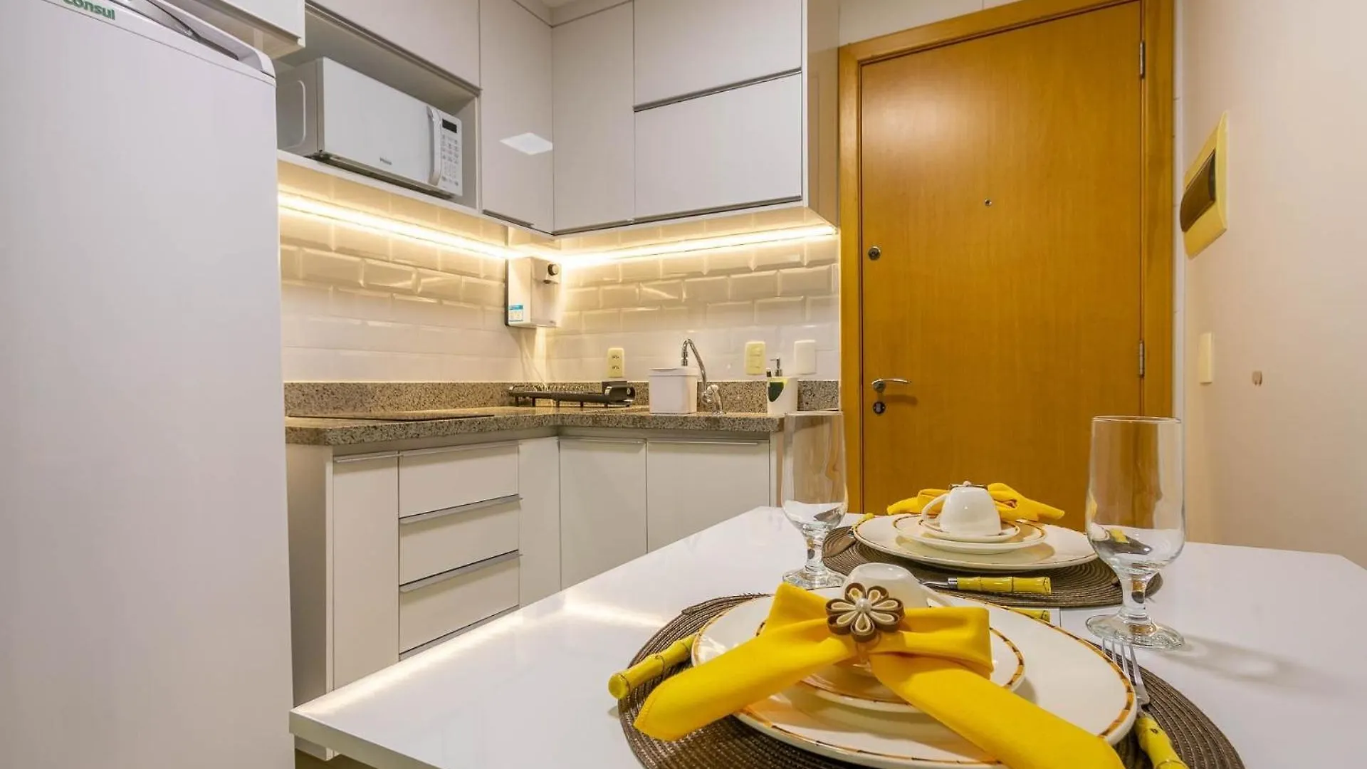 Suite Moderna Com Acesso Ao Shopping Brasilia Apartment